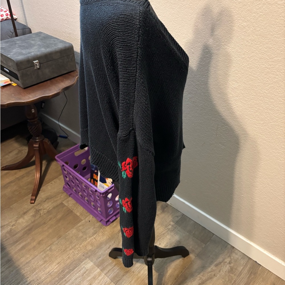 Wildfox Dark Green V-Neck Sweater - Picture 4 of 5